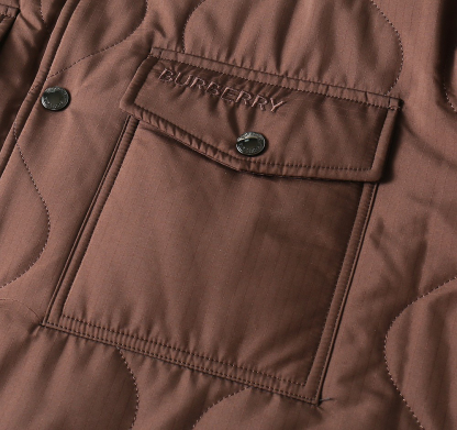 バーバリー「Burberry」秋冬 リバーシブルキルティングジャケット