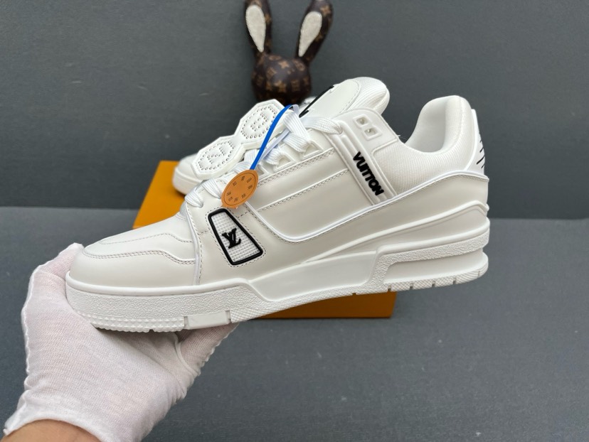 ルイ・ヴィトン「Louis Vuitton」LOUIS VUITTON LV Trainer スニーカー