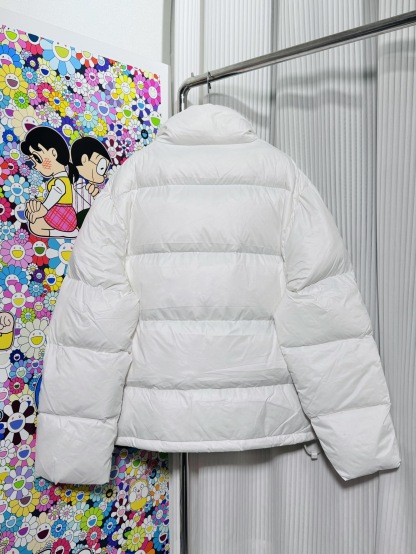 バレンシアガ「Balenciaga」‌3Bスキーダウンジャケット