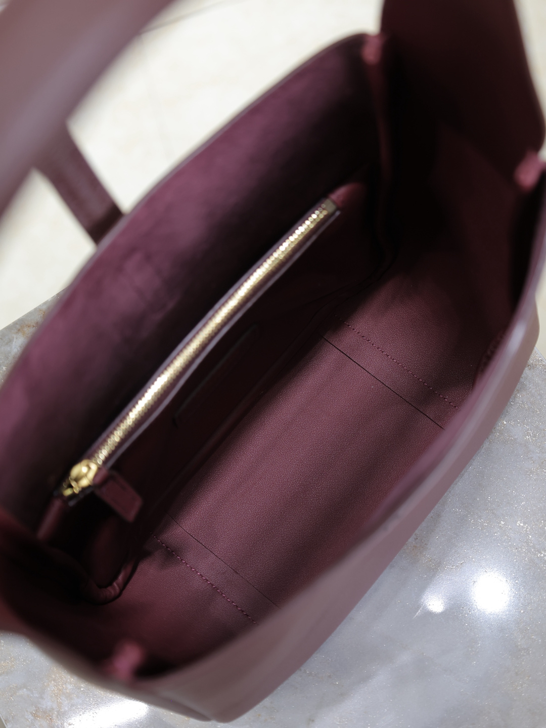2026サンローラン「SAINT LAURENT LE 5 À 7 スモール ソフト ハンドバッグ
