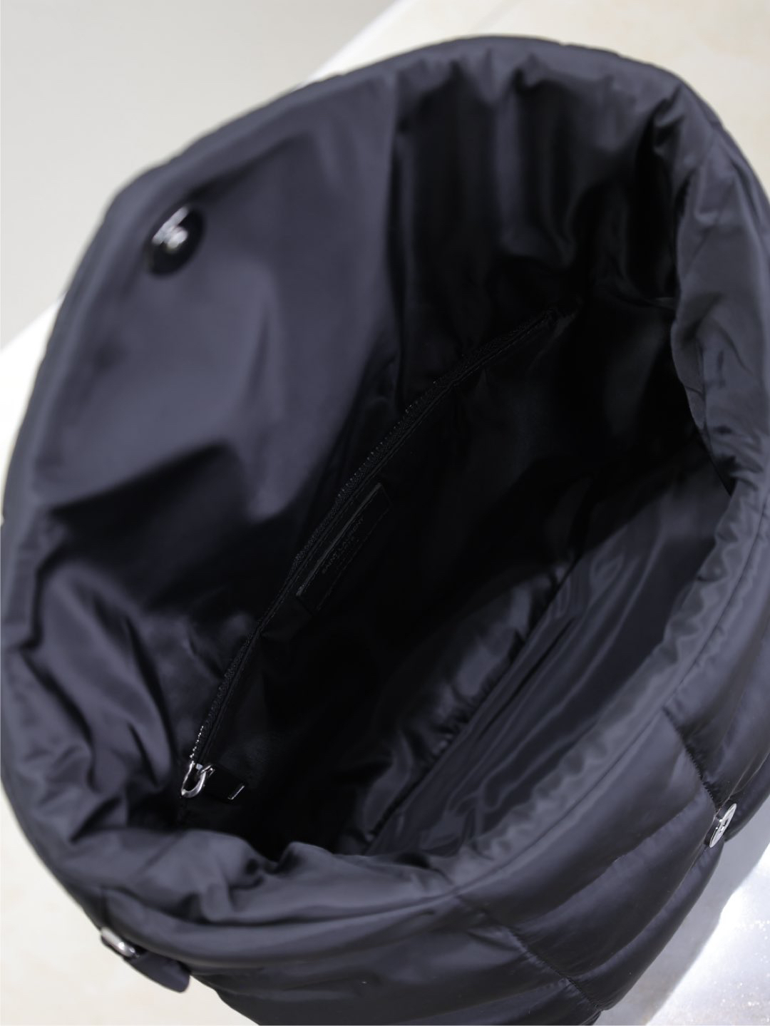 2026サンローラン「Saint Laurent LOULOU PUFFER ナイロン ショルダーバッグ