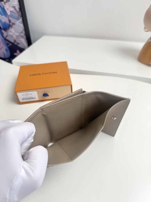 ルイ・ヴィトン「Louis Vuitton」ポルトフォイユ･パイロット