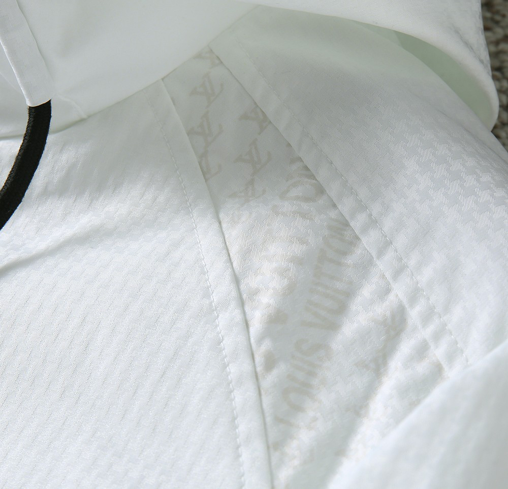 ルイ・ヴィトン「Louis Vuitton」秋冬コレクション クイルテッド ジャケット