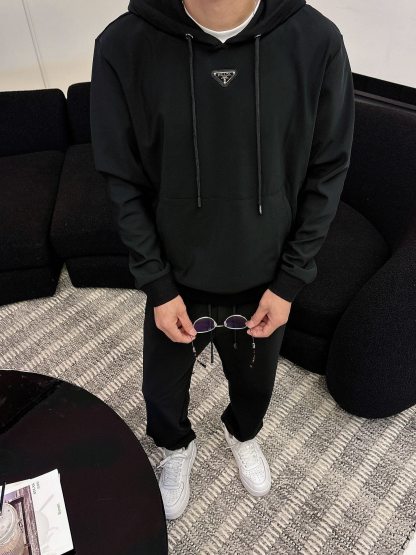 プラダ「Prada」秋冬 メンズ  カジュアルスポーツセット
