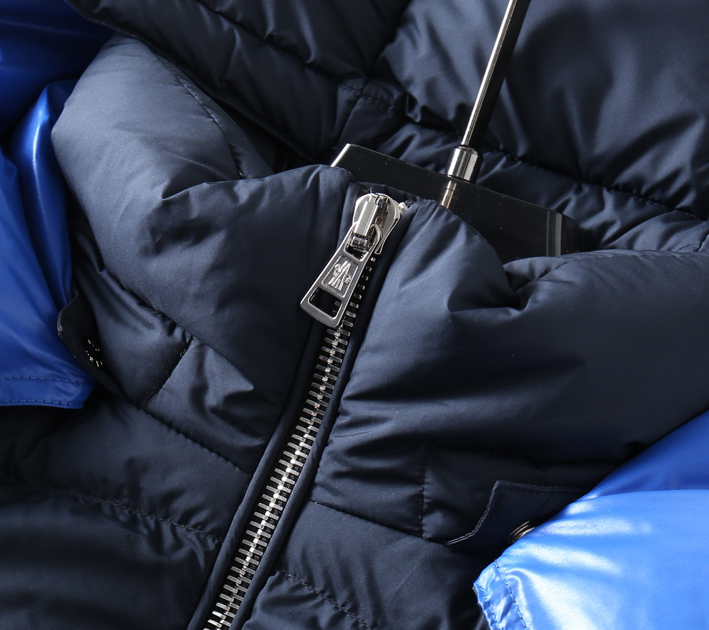 モンクレール「Moncler」秋冬 ダウンジャケット