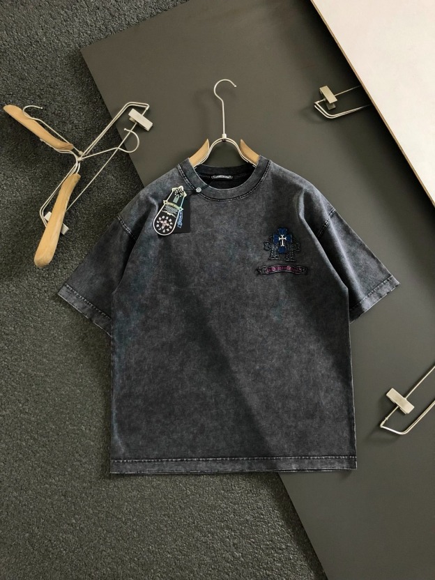 クロムハーツ「Chrome Hearts」ヴィンテージサンスクリットTシャツ