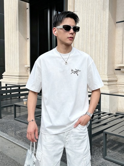 アークテリクス「ARC'TERYX」ロゴプリントTシャツ / ショートスリーブ クルーネック