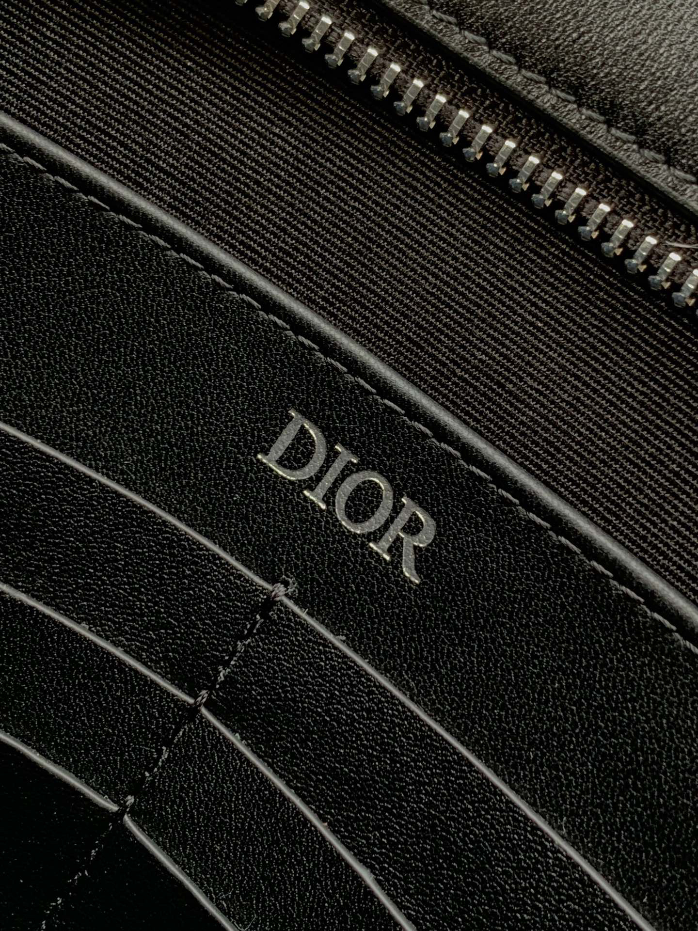 ディオール「Dior」オブリック モチーフ ポーチ