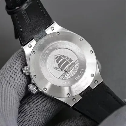 ヴァシュロン コンスタンタン「Vacheron Constantin」Overseas オーバーシーズ マルチファンクション クロノグラフ腕時計42MM