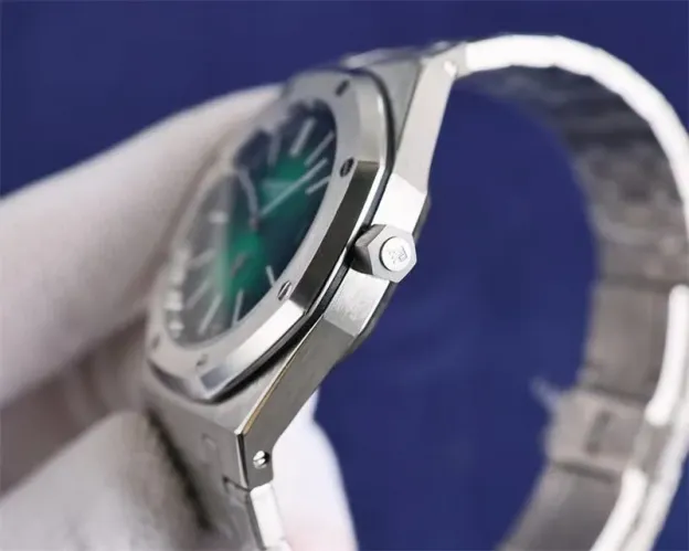 オーデマ ピゲ「Audemars Piguet」ロイヤル オーク シリーズ 39MM