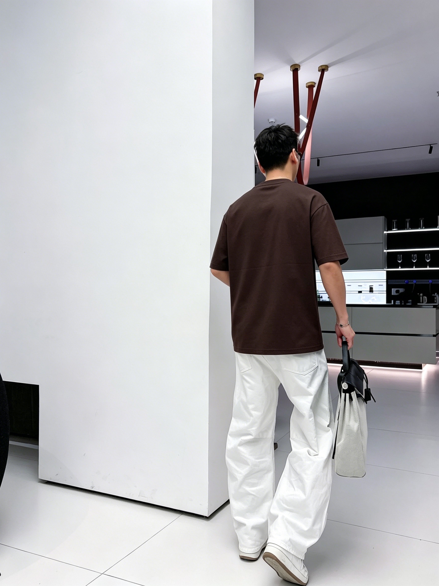 ルイ・ヴィトン「Louis Vuitton」ロゴプリントTシャツ / ショートスリーブ クルーネック