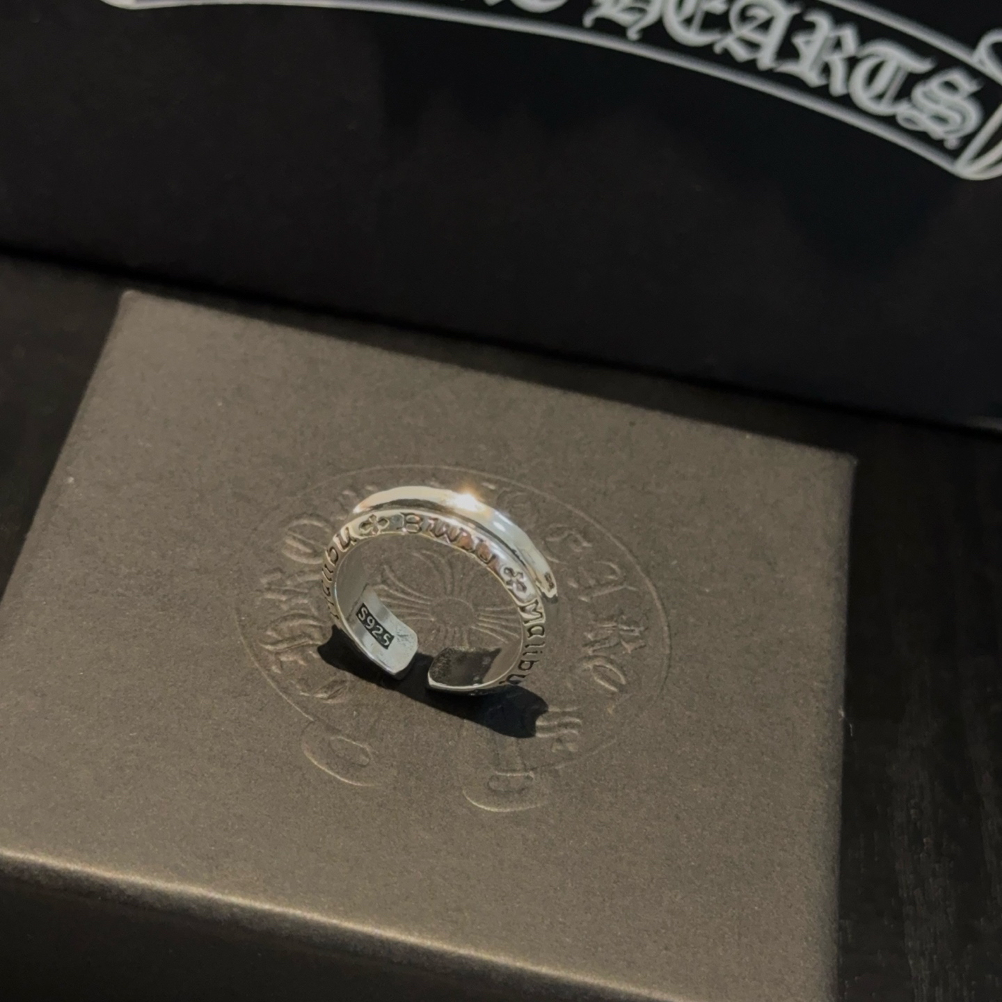 クロムハーツ「Chrome Hearts」クラシックヴィンテージ＆モダンリング - サイズ調整可能