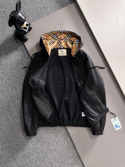 バーバリー「Burberry」秋冬 メンズカジュアルスポーツセット