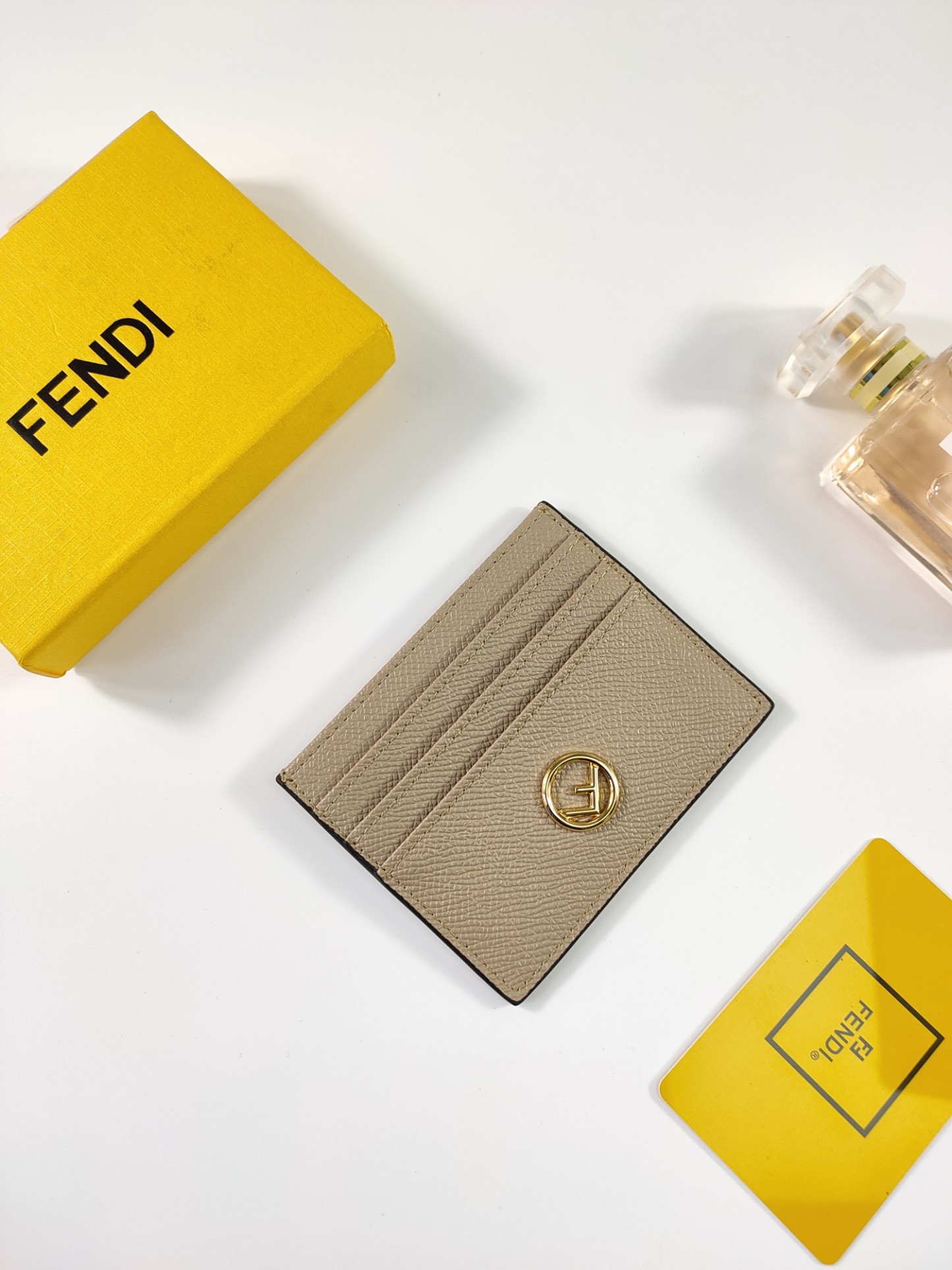 フェンディ「Fendi」フェンディ FF ダイヤモンズ カードケース / カードホルダー
