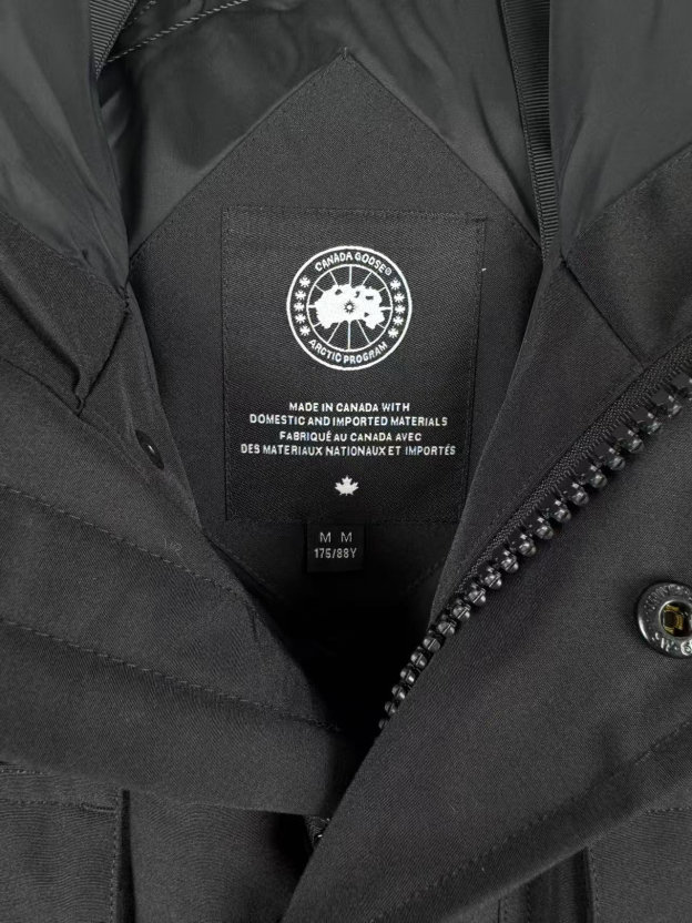 カナダグース「Canada Goose」秋冬フード付きダウンジャケット