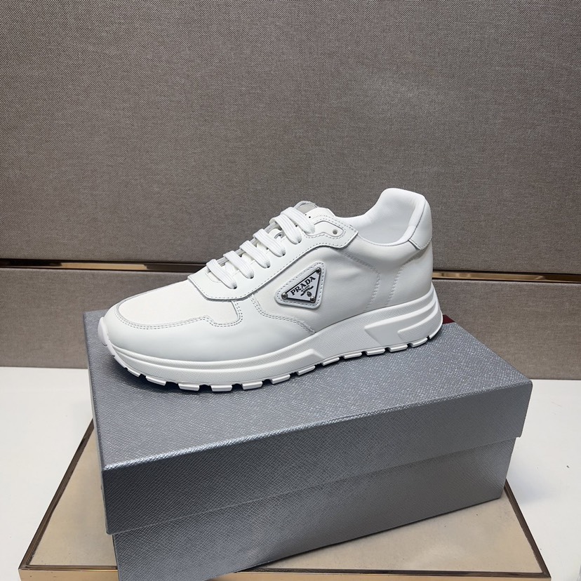 プラダ「Prada」プラダ プレミアムスニーカー (2026年春夏モデル) / レザースニーカー
