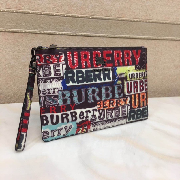 バーバリー「Burberry」ハンドクラッチ