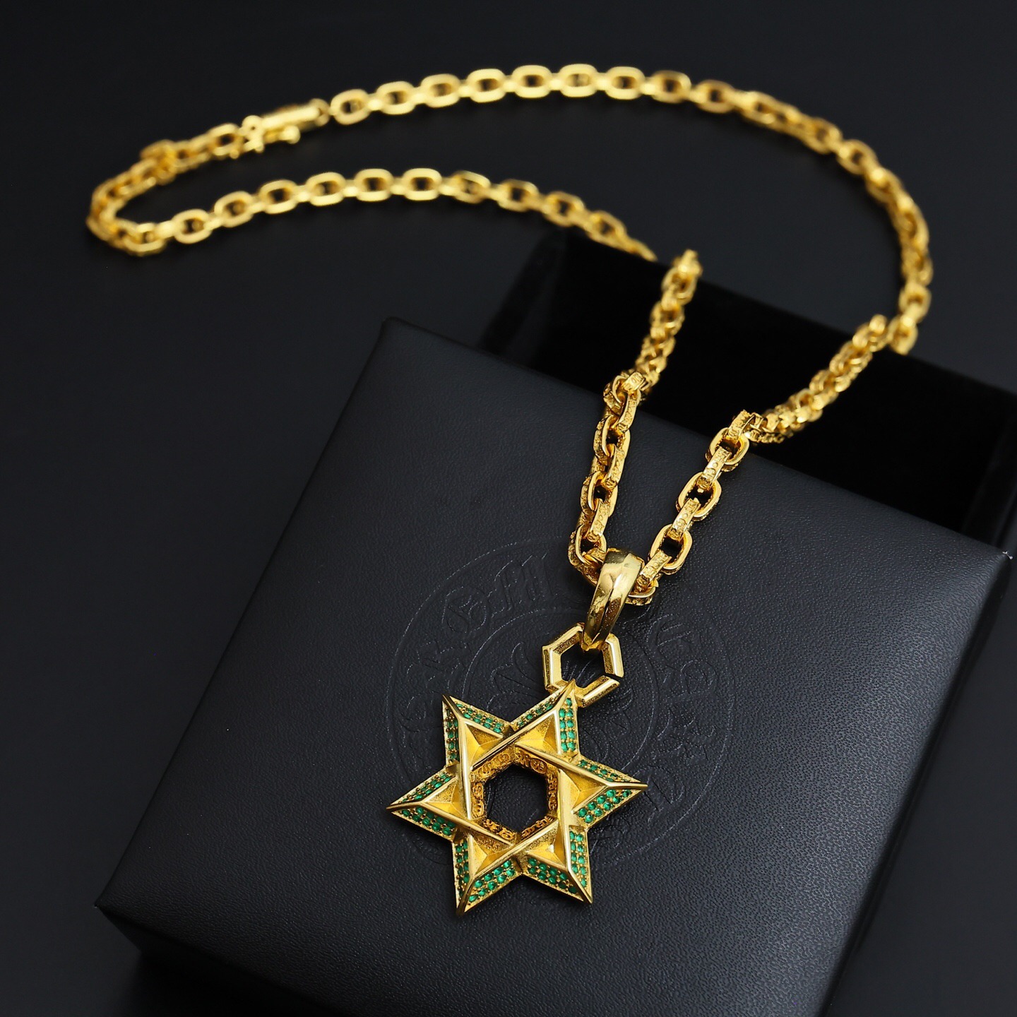 クロムハーツ「Chrome Hearts」スカル&クロス チェーンネックレス