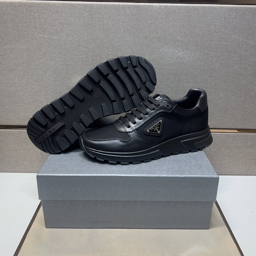 プラダ「Prada」プラダ プレミアムスニーカー (2026年春夏モデル) / レザースニーカー