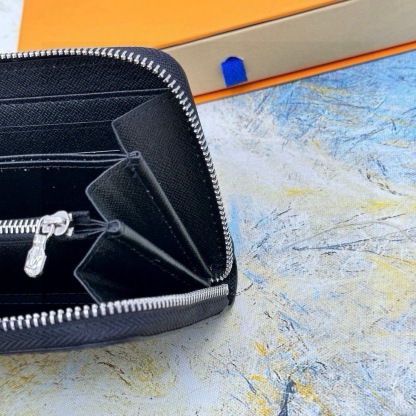 ルイ・ヴィトン「Louis Vuitton」ジップアラウンド ウォレット
