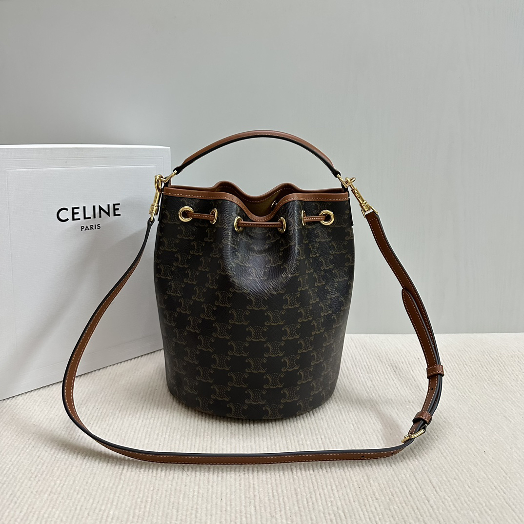 セリーヌ(Celine)ティーン クララ バッグ / トリオンフキャンバス＆カーフスキン