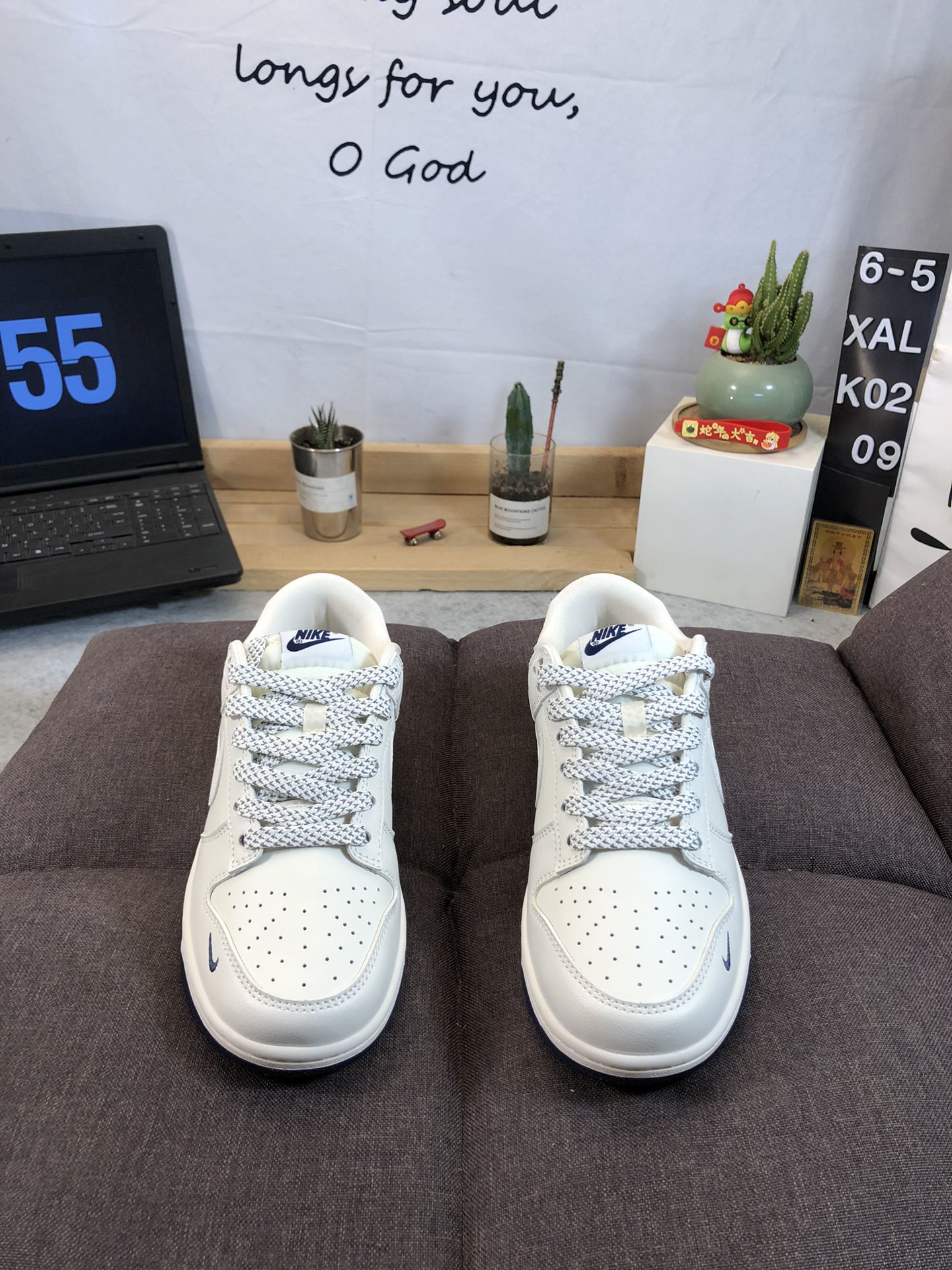 ナイキ「Nike」ク ロー カジュアルスニーカー