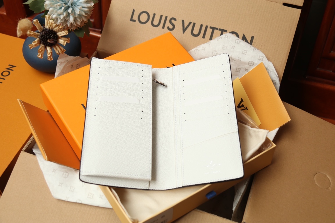 ルイ-ヴィトン(Louis Vuitton) ポルトフォイユ･ブラザ NM