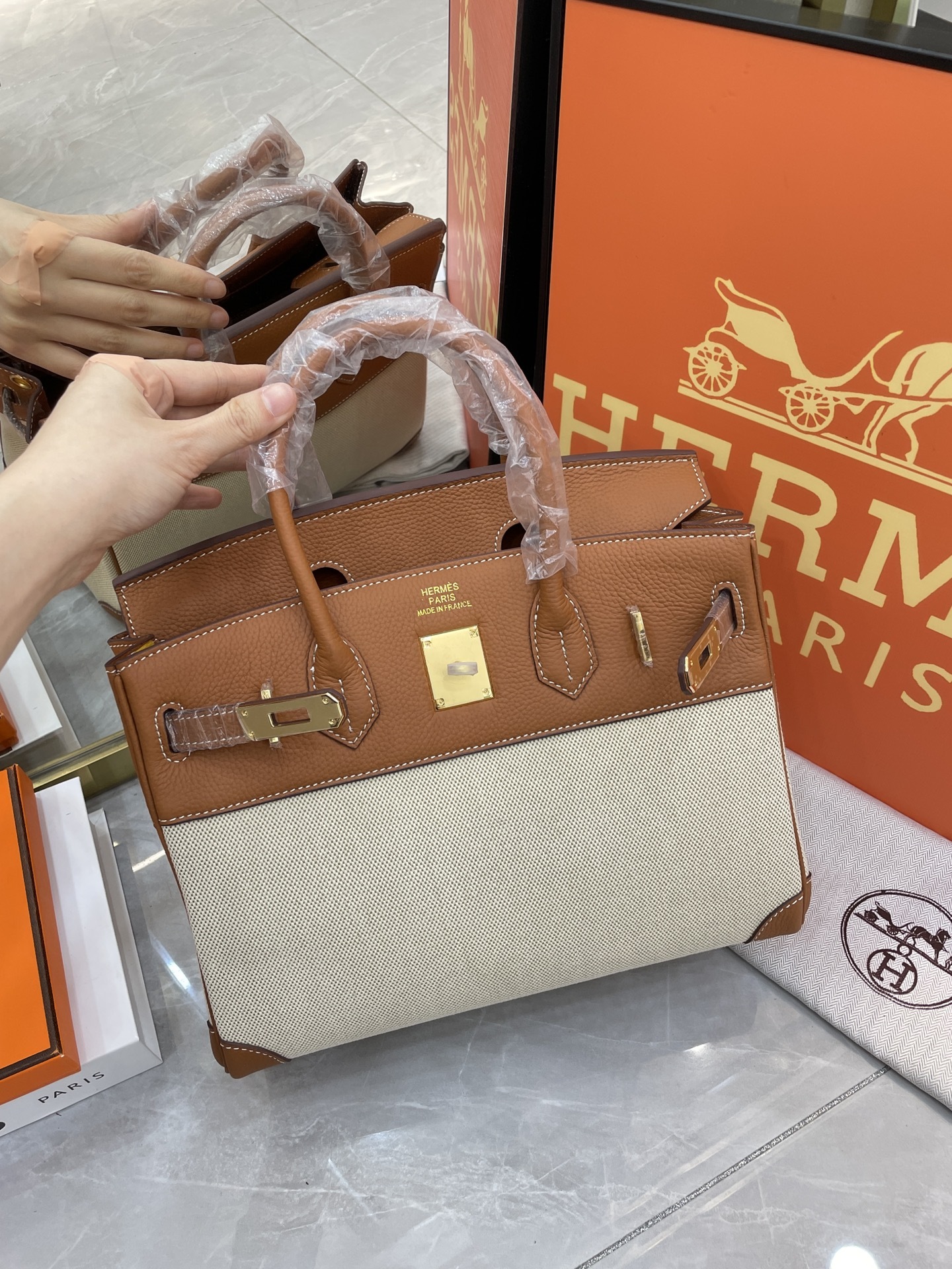 エルメス「Hermès」Birkin 30 ナパレザー×キャンバス ツートン ショルダーバッグ（シルバーハードウェア）