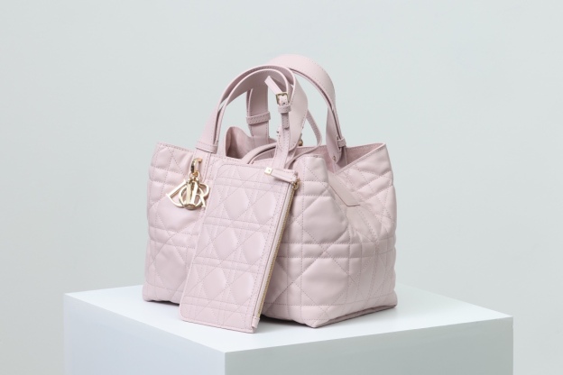 ディオール「Dior」Toujours ハンドバッグ センター（ラベンダーピンク カーフレザー）