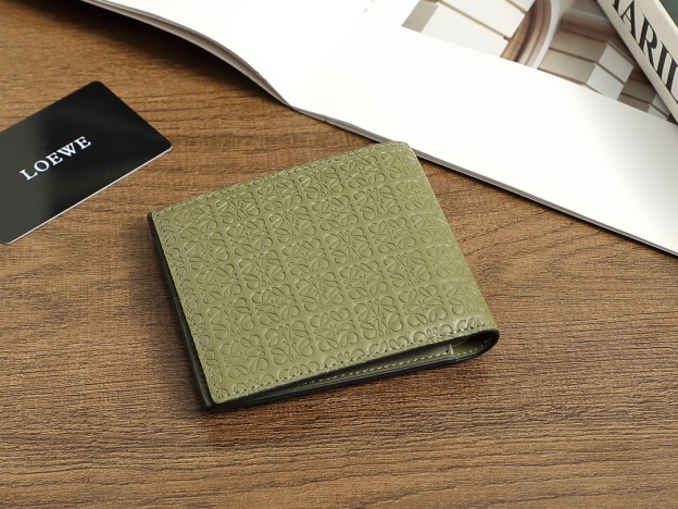 ロエベ「LOEWE」スーツ用スリムウォレット 5色