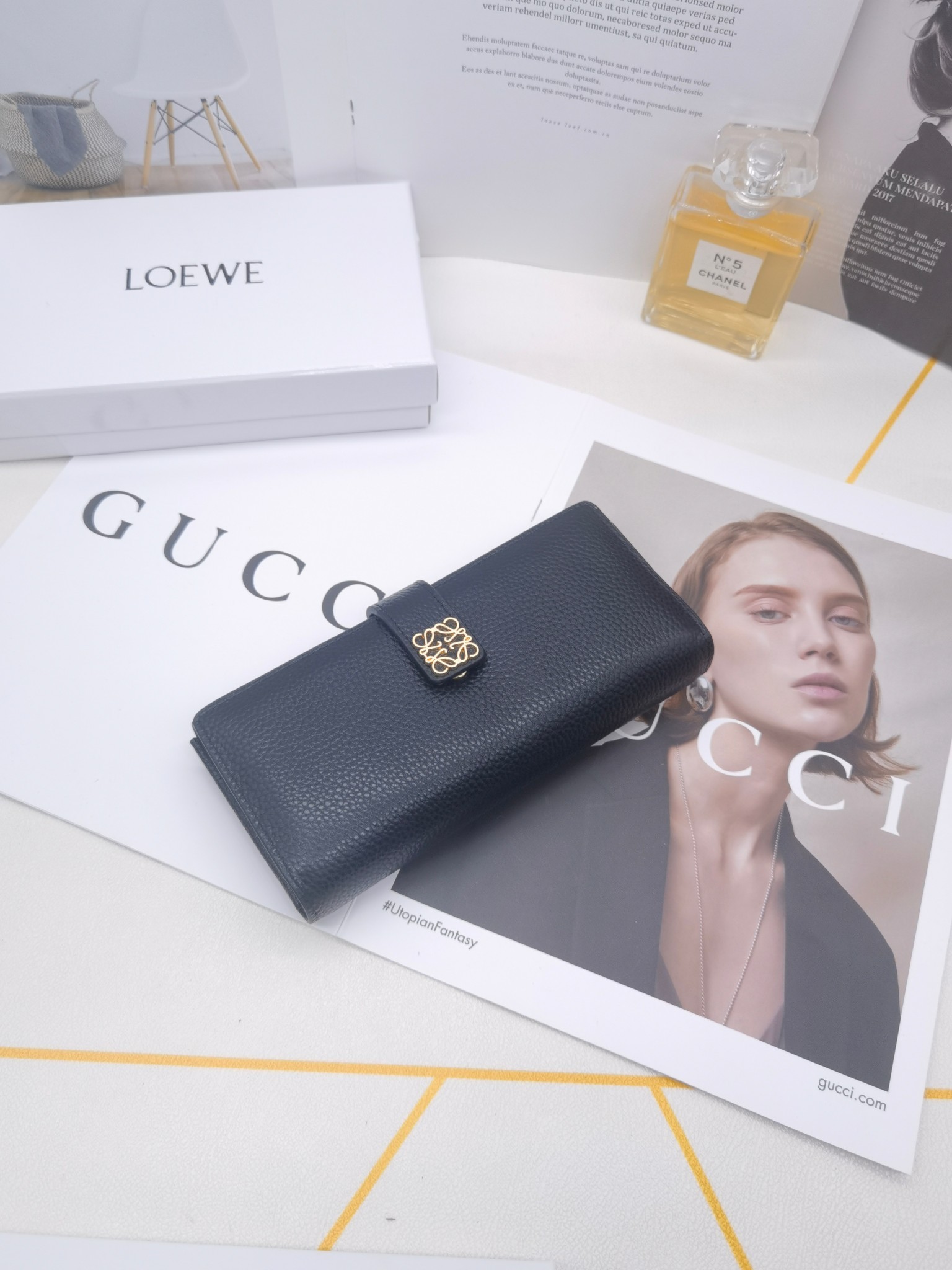 ロエベ「LOEWE」アナグラム コンティネンタル ウォレット 5色