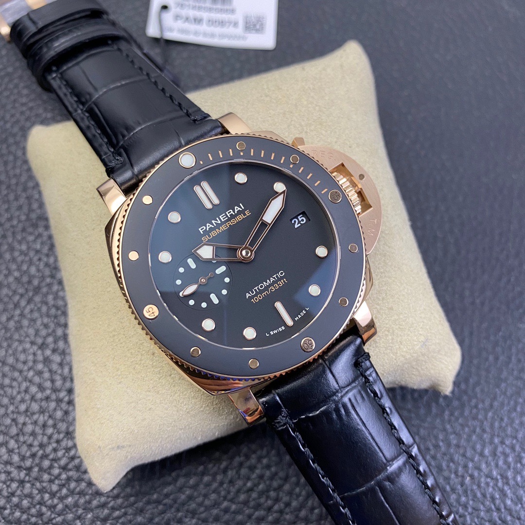 パネライ「Panerai」サブマーシブル 42MM腕時計