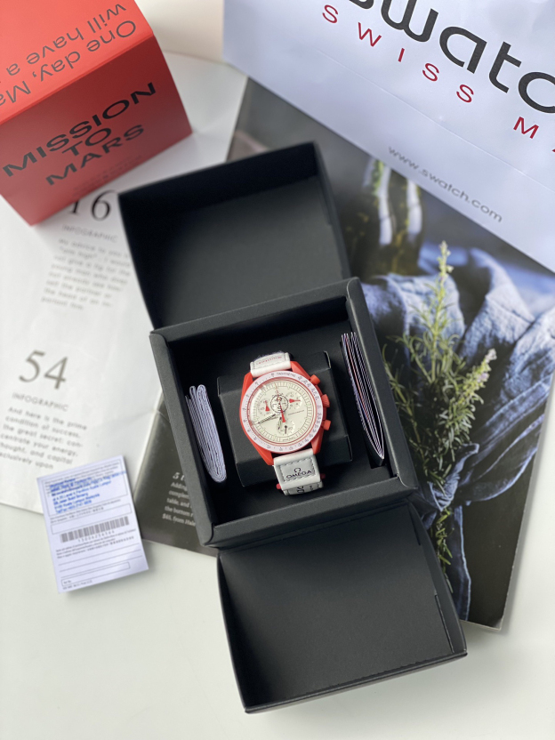 オメガ［Omega］× Swatch BIOCERAMIC MoonSwatch クロノグラフ腕時計40MM