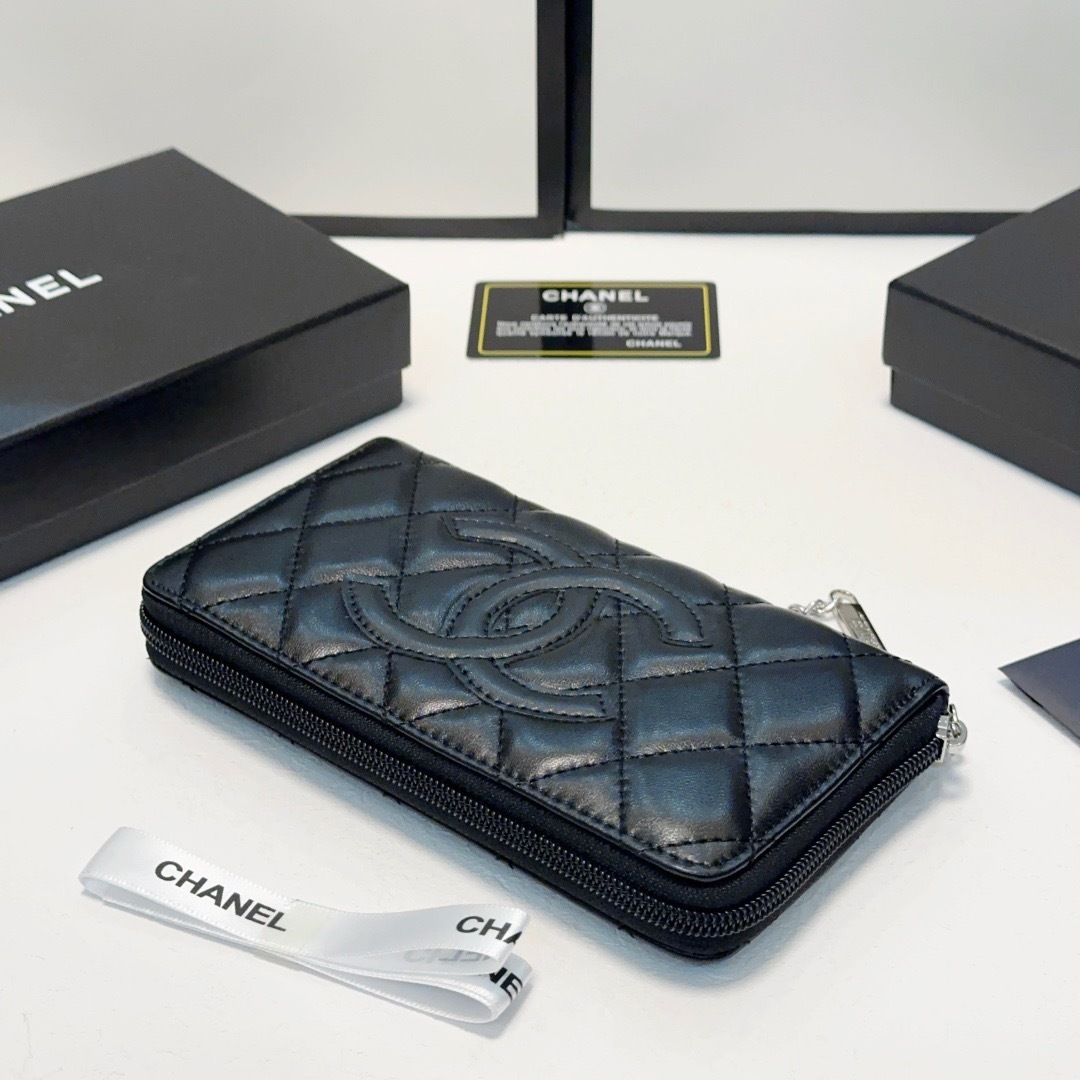シャネル「Chanel」 ラムスキン フラップ ウォレット 財布