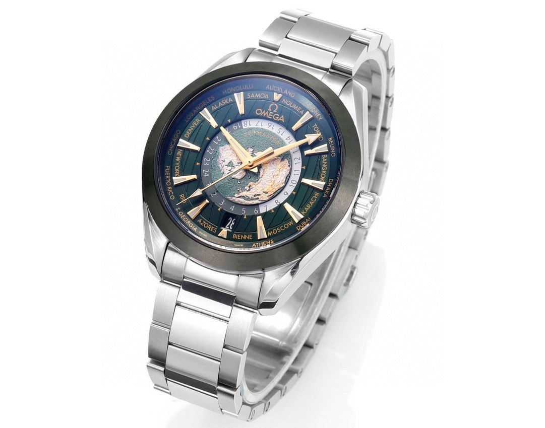 オメガ「Omega」Seamaster Aqua Terra 150m World Time Green Ceramic 腕時計43MM