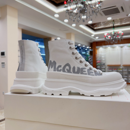 アレキサンダー・マックイーン［Alexander McQueen］オーバーサイズド スニーカー フルカラーバリエーション