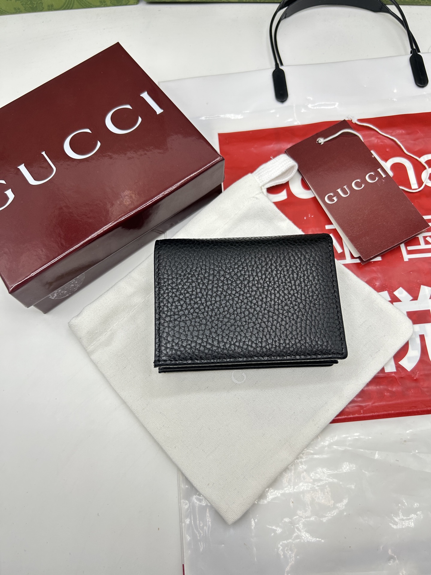 グッチ「Gucci」 〔プチ マーモント〕レザー 三つ折りウォレット