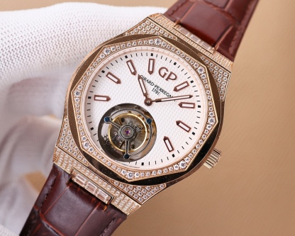 ジラール・ペルゴ「Girard-Perregaux」 ラウレアート クロノグラフ トゥールビヨン 腕時計42MM
