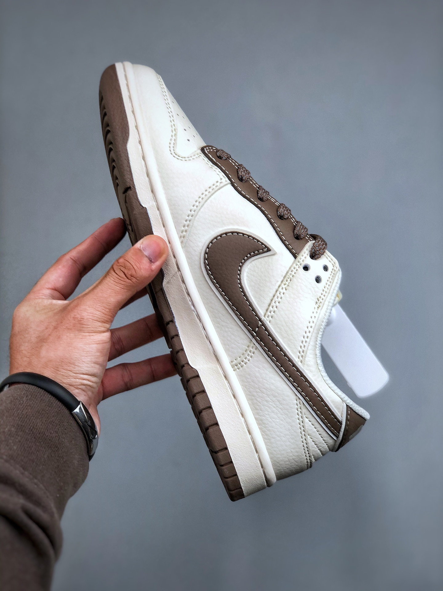 「コラボモデル」Stone Island x Nikeダンクロー スモールスウッシュ スターエンボス スニーカー ベージュ/ブラウン