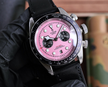 チューダー「Tudor」ブラックベイ 自動巻き腕時計42MM