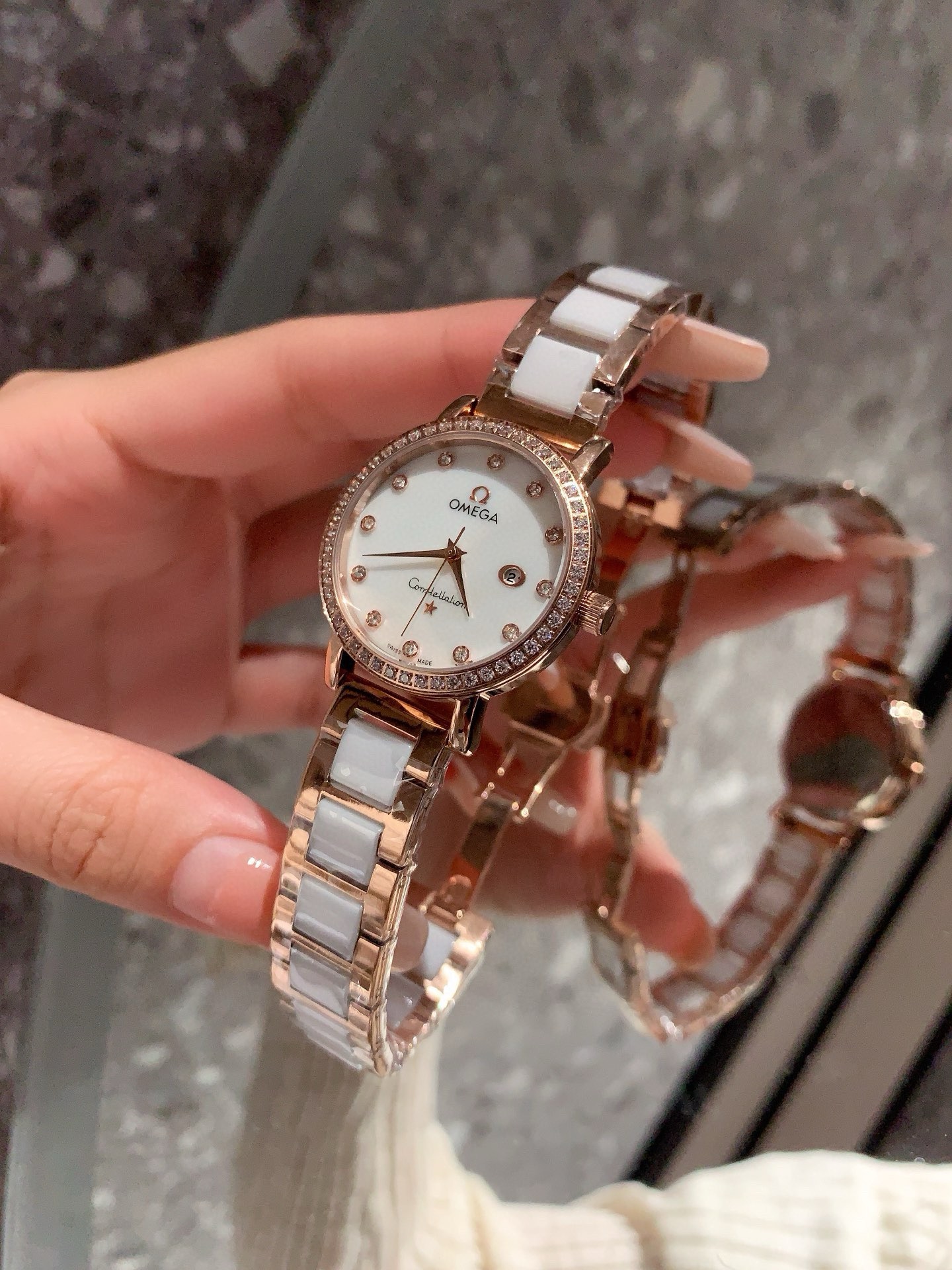 オメガ［Omega］ デ・ヴィル ディーフライ シリーズ レディース クォーツ ワッチ30MM