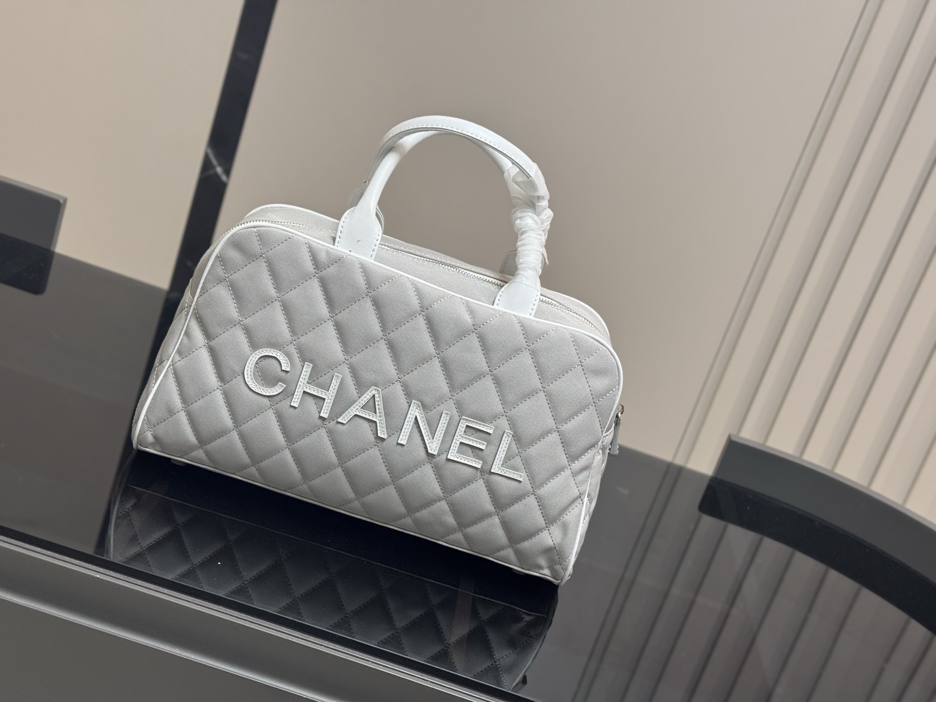 シャネル「Chanel」‌ デニム ボウリングバッグ