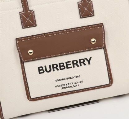 バーバリー「Burberry」ツートーンキャンバス＆レザートートバッグ