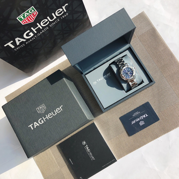 タグ・ホイヤー「TAG Heuer」アクアレーサー レディースクォーツウォッチ36MM