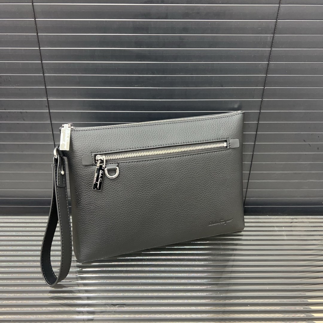 フェラガモ「Ferragamo」ソフトトート トップハンドルバッグ