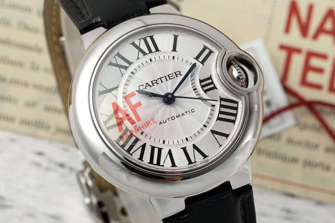 カルティエ［Cartier］バロン ブルー ド カルティエ 自動巻き腕時計 33mm