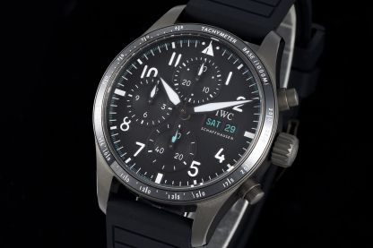 アイダブリューシー［IWC］ ピロットズ シリーズ 腕時計41MM