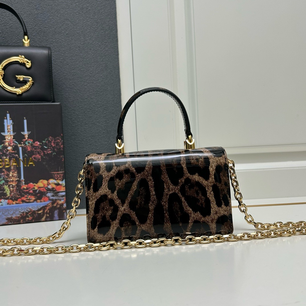 ドルチェ・アンド・ガッバーナ「D&G」 レオパード ラミー チェーン トップハンドルバッグ
