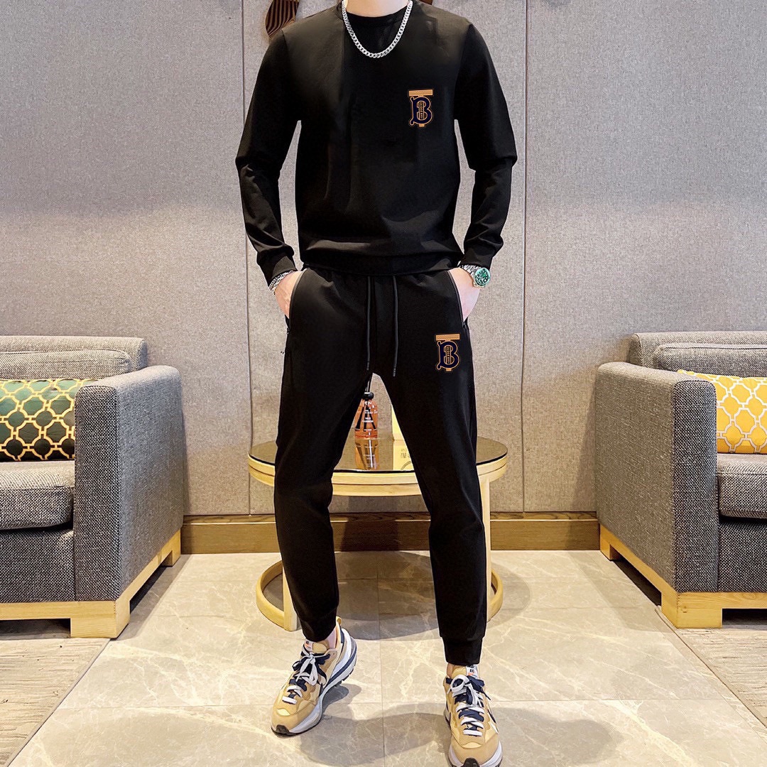 バーバリー「Burberry」2025年新作 スウェットセット - 上品な日常へ