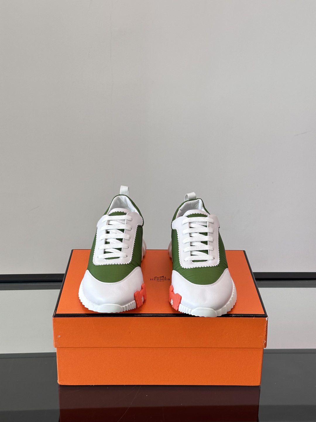 エルメス［Hermès］バウンシング スニーカー